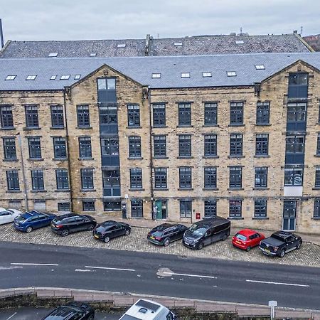 Chic Mill Conversion Beside Piece Hall & Eureka! Галифакс Экстерьер фото